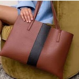 VINCE Camuto Tote vegan leather bag minimalist business casual quiet luxury